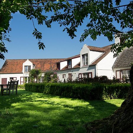 B&B Pronkenburg ブルージュ エクステリア 写真